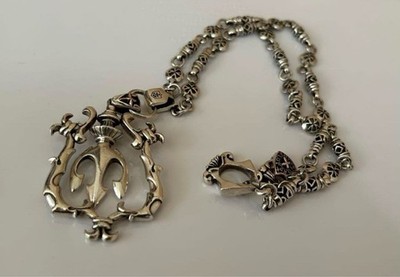 Lord Camelot Necklace
