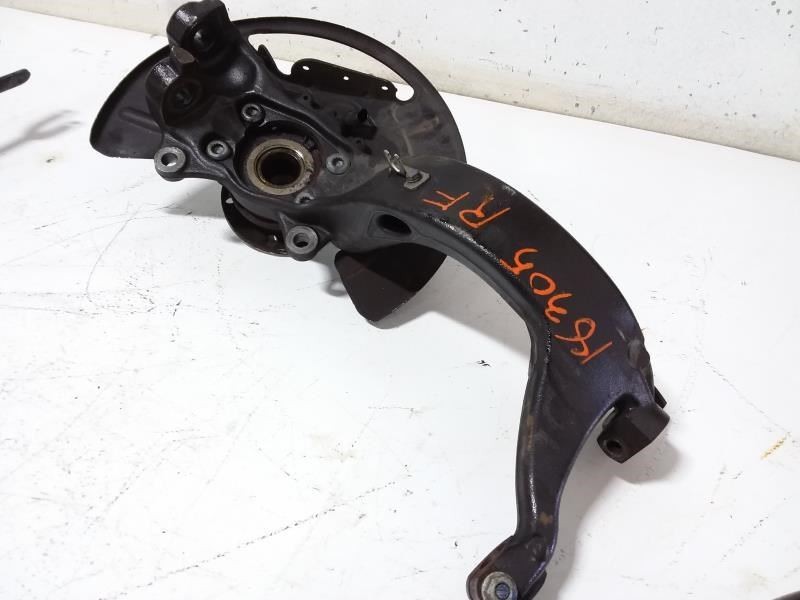 Bentley Continental 2004 Front Right Steering knuckle P/N 770262