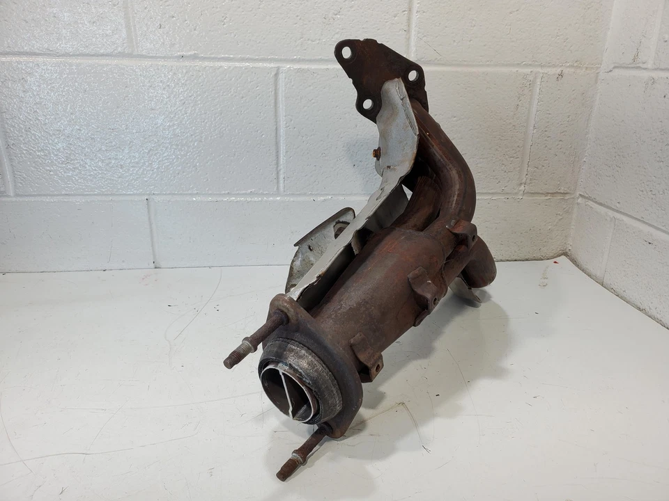 Colector de escape (2,3 L) 2006-2008 Mazda 6 Foto 2 de 4