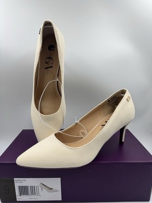 New Gloria Vanderbilt Women's Marilyn Pumps White Closed Toe Heels Sz 9 Shoes