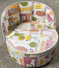 Vtg Child's Booster Seat 1960 s Circus Theme Animals Ice Cream Cones 9.5