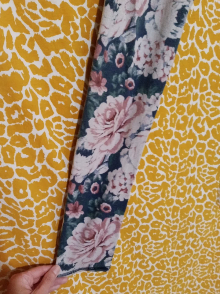 Abercrombie & Fitch Mujer Pastel Cottagecore Estampado Floral Leggings Talla Pequeña Foto 3 de 3