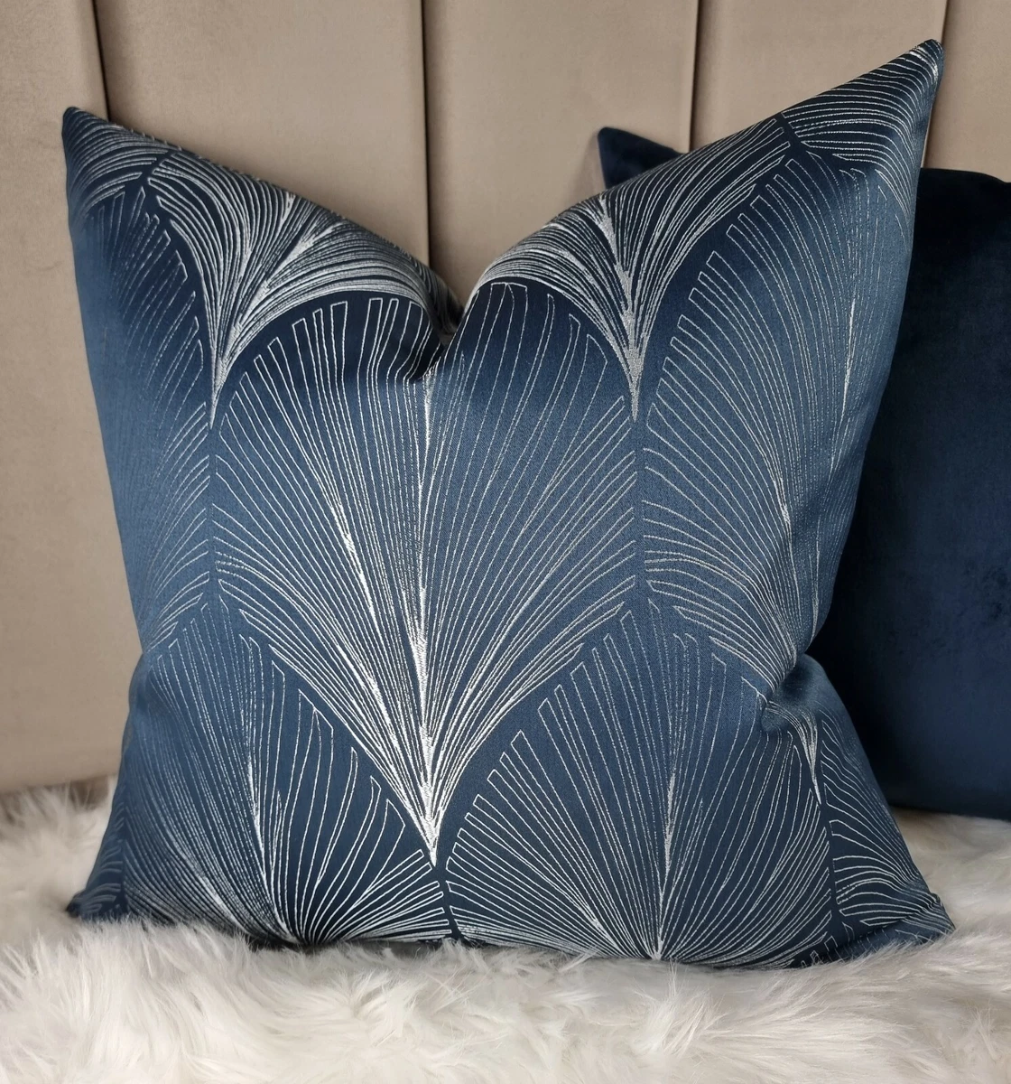 Fabric for cushion clearance covers