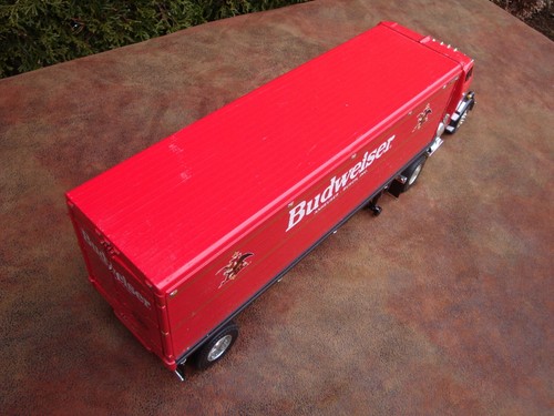 Budweiser 1954 GMC 950 Tractor & Trailer Die Cast Coin Bank- 1:25 scale by Ertl - Imagen 11 de 15