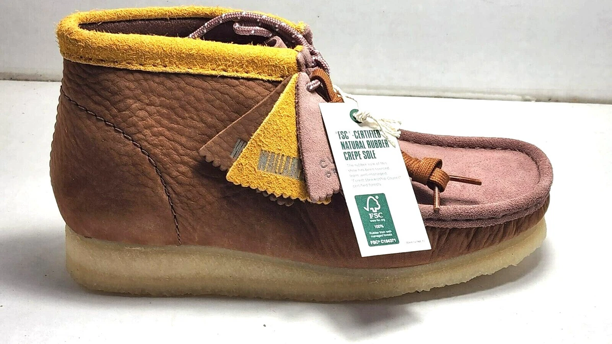 Clarks Men s Wallabee Boot Multicolor Suede