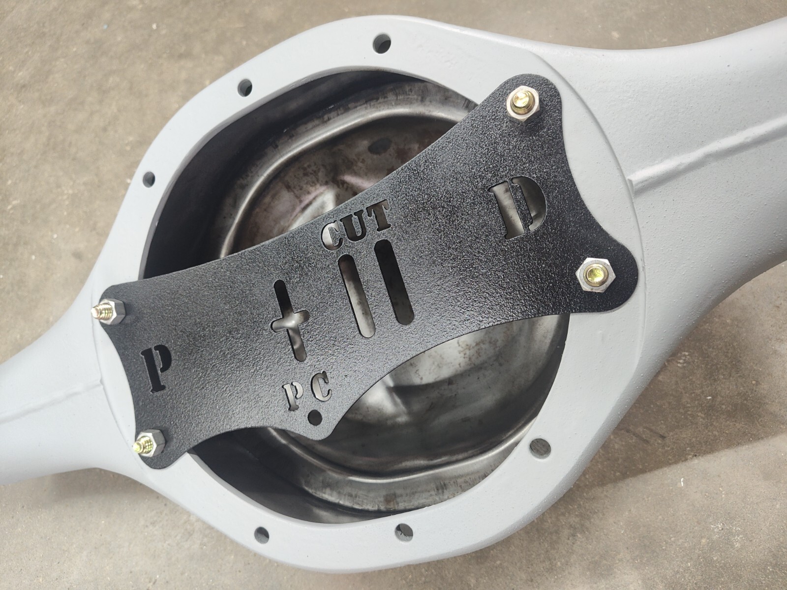 Ford 9" And 10" Rear End Tube Narrowing Guide, Pinion Center, Axle