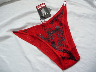 L, Savage X Fenty X Diesel Foiled Fishnet String Bikini, Rot & Schwarz, NEU