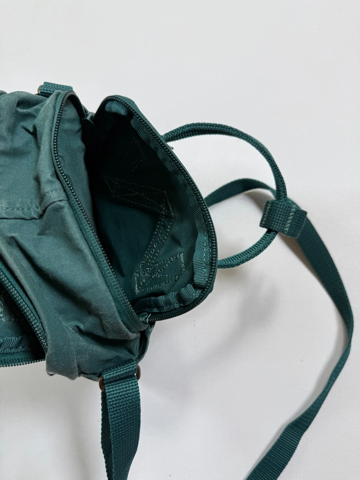 fjallraven sling shoulder everyday 