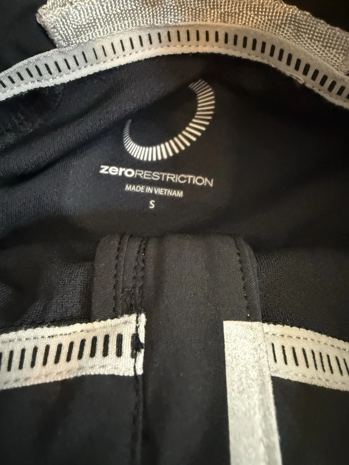 Zero Restriction Wake Forest Mens Small 1/4 Zip Golf Tour Pullover Jacket - Image 4 of 4