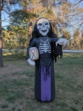 Rare GEMMY Halloween airblown inflatable Skelton Reaper 8ft tall 