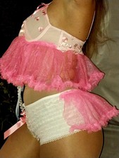 vtg SILKY SHINY NYLON RUFFLES CHIFFON PINK LAYERS LACE BRA TOP SISSY PANTIES SET