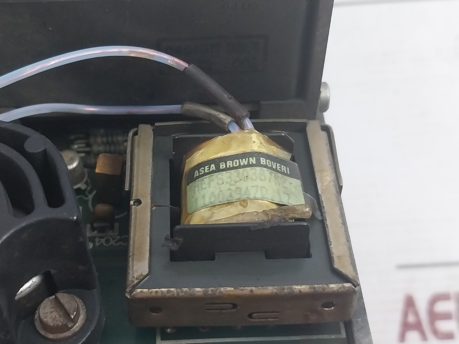 ABB HEFS 330423 R0923 Printed Circuit Board 250 VDC HEFS330387R2