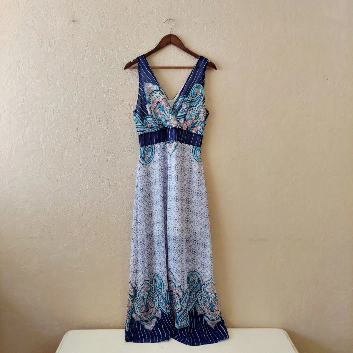 chinese dress ladies Alya Strapless Maxi Dress – uma and leopold main image 1