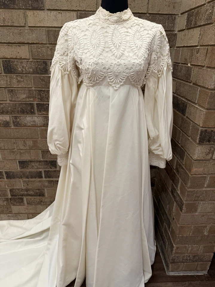 Stunning Vtg 70’s Emma Domb Off White Tulle Bridal Lace Maxi Dress Size 6 110404 - Image 4 of 4
