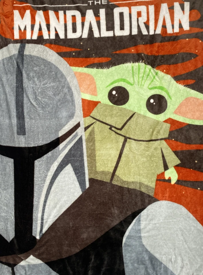 Northwest Star Wars The Mandalorian Foundlings Kids Throw Blanket Plush Lovey - Image 2 of 4