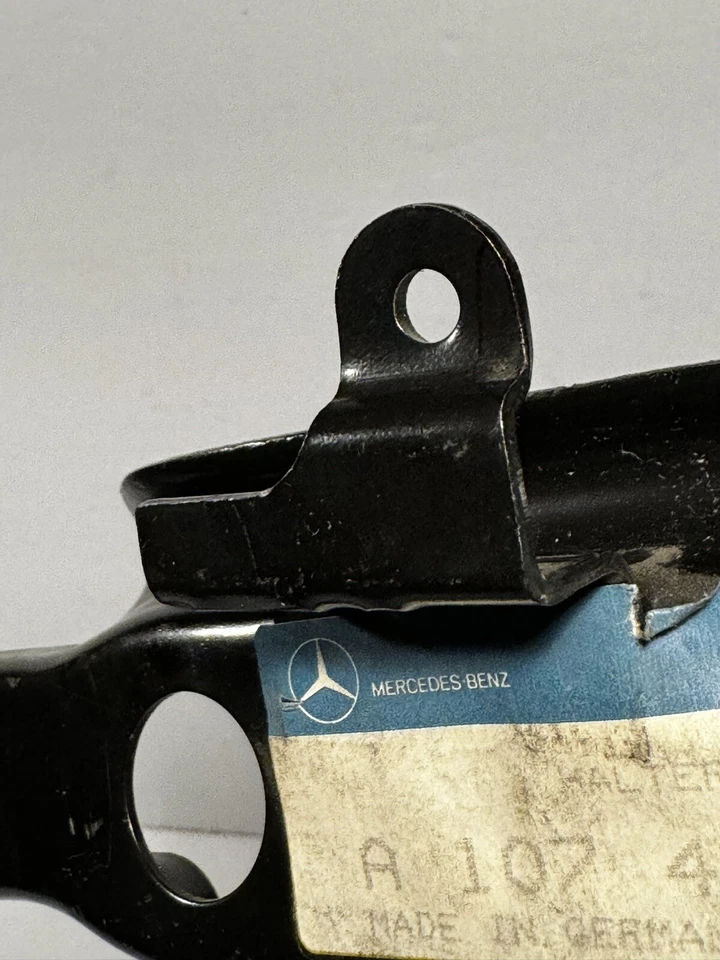 Suporte de escape OEM 1973-81 Mercedes 450SL 450SLC 350SL SLC R107 C107 1074900240 - Imagem 4 de 4