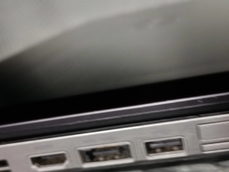 Dell Latitude E5530 i5-3230M 2.6Ghz 4GB 240GB HDD Wifi HDMI DVDRW - BGrade - Image 3 of 4