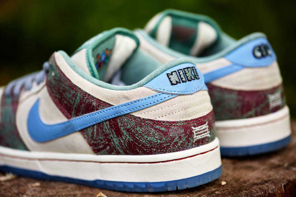 Crenshaw Skate Club Nike SB Dunk Low PRO FN4193-100 Size US8 Crenshaw Skate Club Nike SB Dunk Low PRO FN4193-100 Size US8