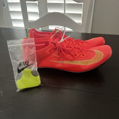 Men s Nike Superfly Elite 2 track spikes size 11 US Bright Crimson