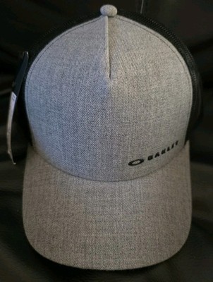 Oakley Chalten Hat Grey Adjustable Brand New With Tags 