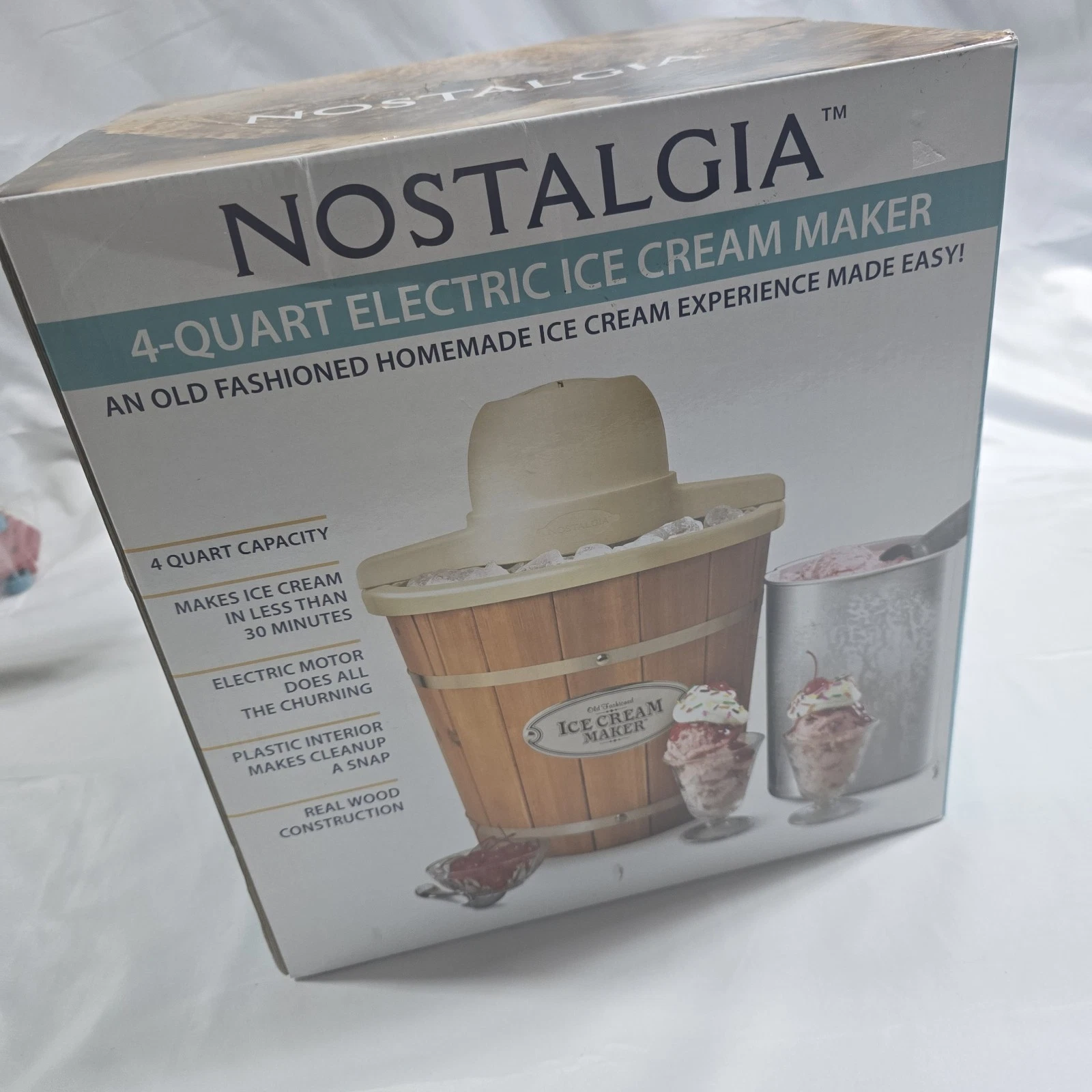 Nostalgia 4-Quart Wood Bucket Electric Ice Cream Maker - Gelato, Sorbet, Yogurt
Opens in a new windo