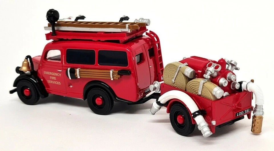 Matchbox Yesteryear - YFE18 1950 Ford E83W Van Diecast Model Fire Truck Trailer - Image 4 of 4