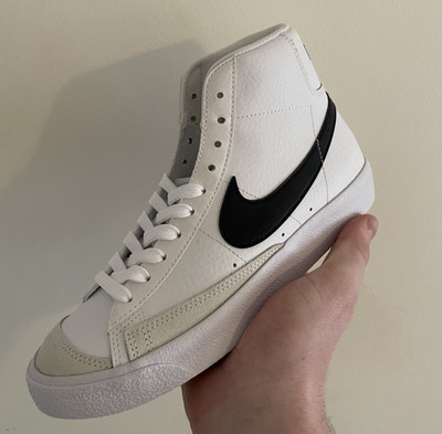 Nike Blazer Mid '77 GS Kinder Unisex Sneaker - Größe UK 5 - Brandneu im Karton