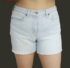 Old Navy High-Rise OG Straight Light Wash Denim Shorts 4.5" Inseam Size 8 EUC
