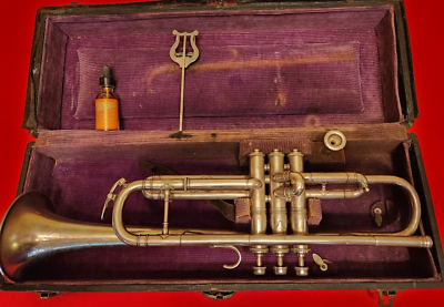 H.N. WHITE KING MASTER MODEL SILVER TRUMPET 1926-32 CASE