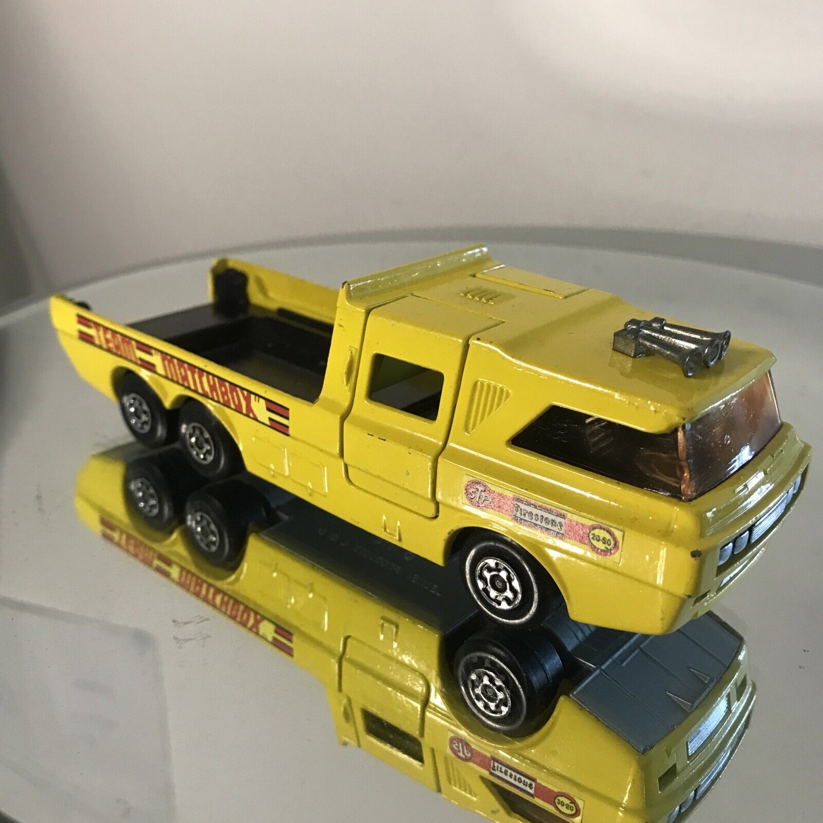 Picture 1 of 8