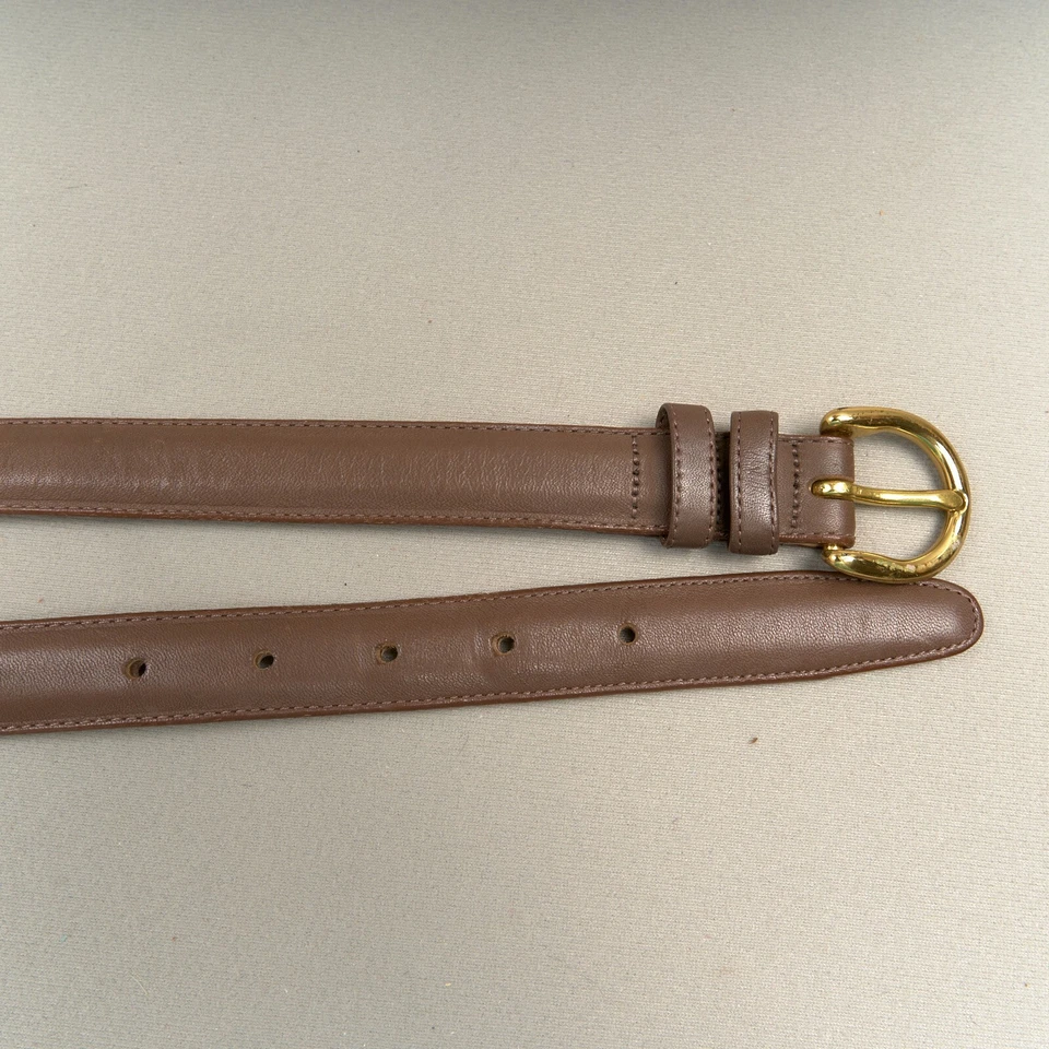 Cinturón vintage Lands End 26 cuero marrón hebilla de latón hecho en EE. UU. para mujer Foto 3 de 4