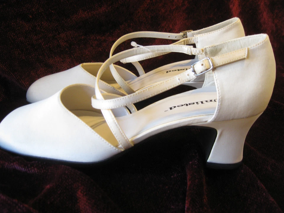 Nuevos Zapatos de Vestir Formales de Boda Sin Listar Talla 9 Mary Janes Blanco Satinado Tacones Cubanos Foto 2 de 4