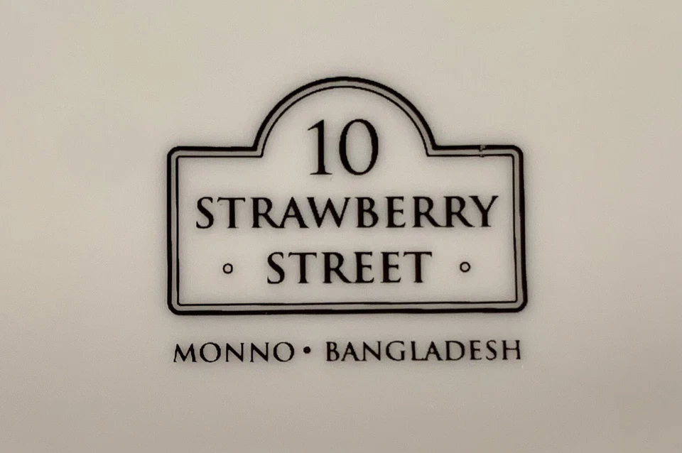 LOTE DE 5 juegos de tazas planas y platillos de porcelana Strawberry Street Gold band retirados de 10 Foto 2 de 4