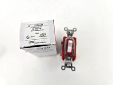 1pc Pass & Seymour WHITE DOUBLE POLE Toggle Switch PS20AC2W Chem Res Spec Grade