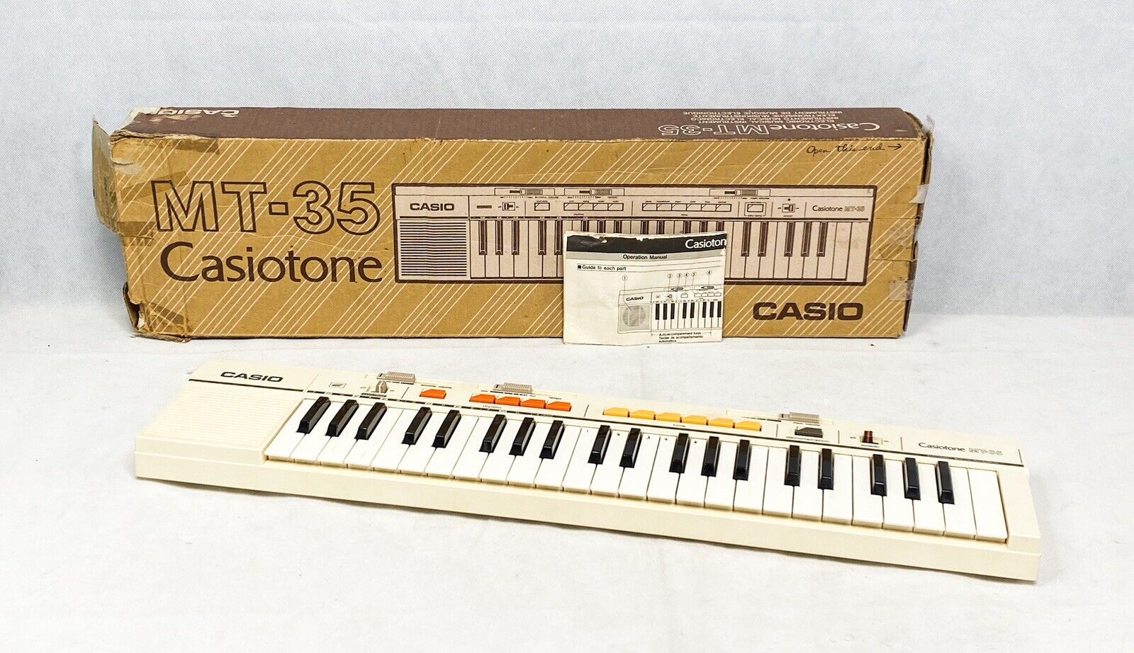 CASIO MT-35 CASIOTONE ELECTRONIC KEYBOARD SYNTHESIZER W/ BOX, OWNER'S MANUAL