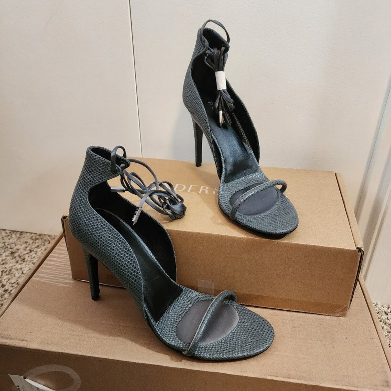 Reiss Coco Ash Grey Lizard Embossed Heel w Ankle Ties Size EU 39 - US 8 image 7