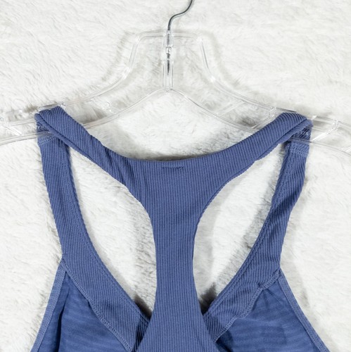 Under Armour Tank Shirt Womens XL Purple All Season Gear Top Racerback Striped - Picture 8 of 8