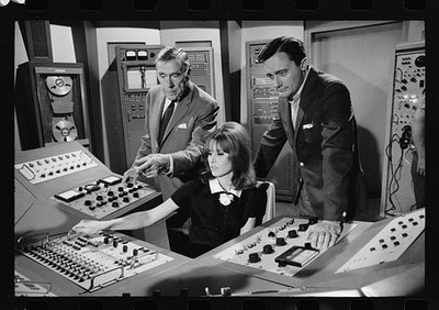 (Girl U.N.C.L.E.)] - Job Stefanie titled Powers LOOK 66-2901 from from [Image
