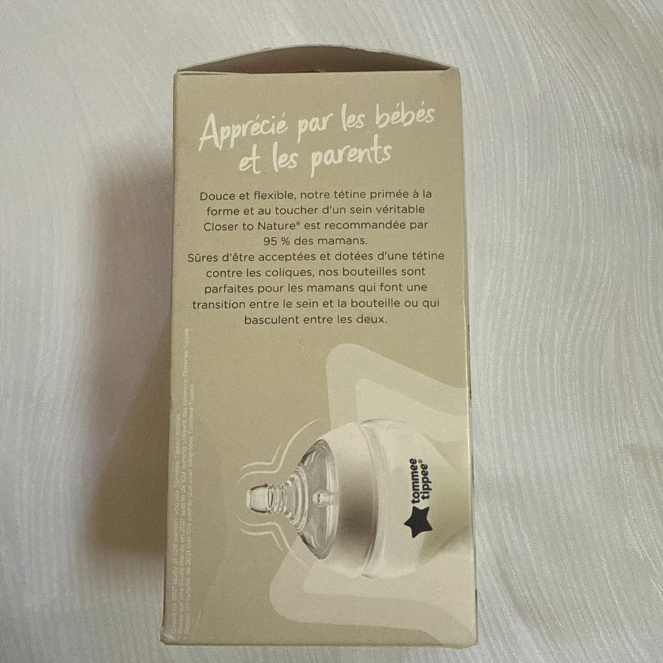 Tommee Tippee Closer to Nature Baby Bottle 9 fl oz slow flow BPA free anti-colic - Image 2 of 4