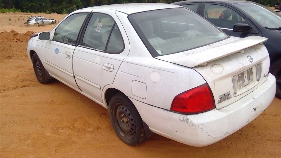 Radiador compatible con 00-06 SENTRA 258243 Foto 4 de 4