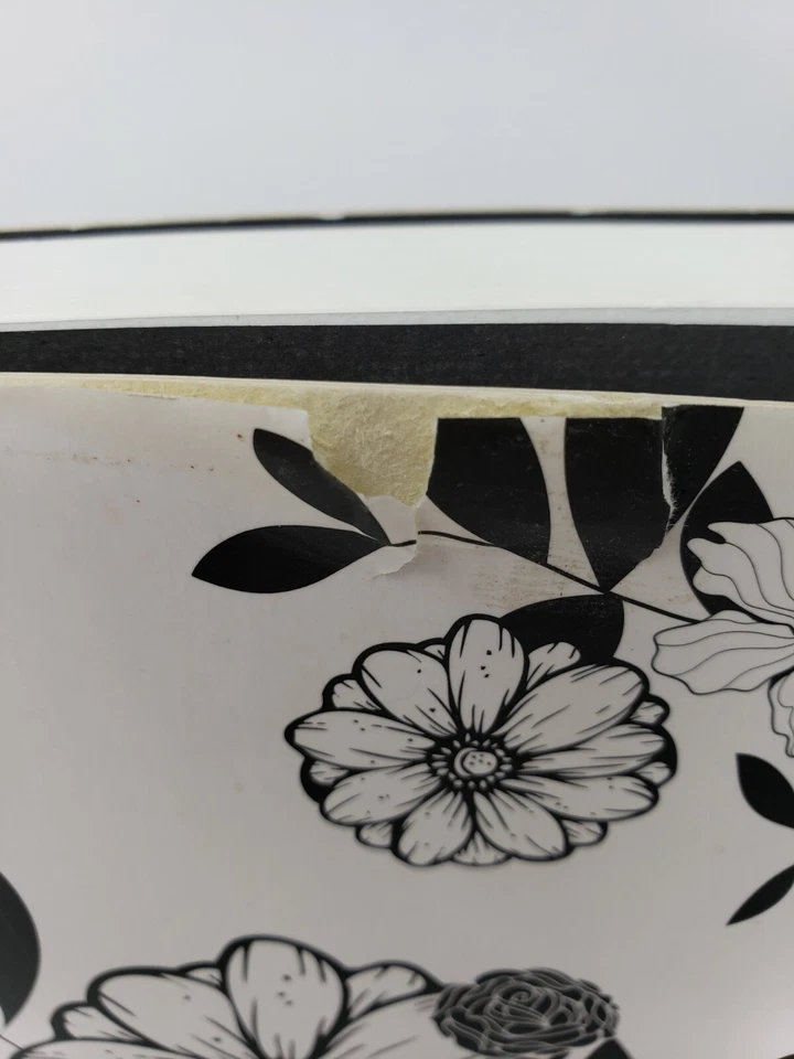 C. R. Gibson Markings Flower Leaf Design Notebook 8.5 in x 6 in - Image 2 of 4