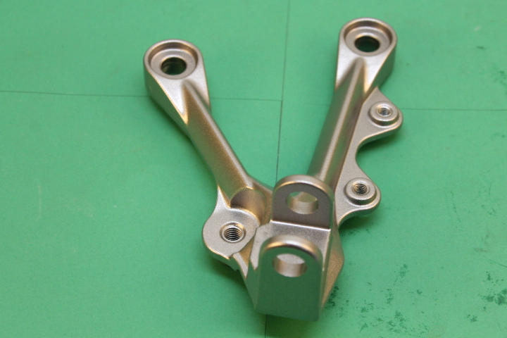 NOS KAWAKASI ZX600R9F ZX600RAFA STAY FR LH F.S PART# 35063