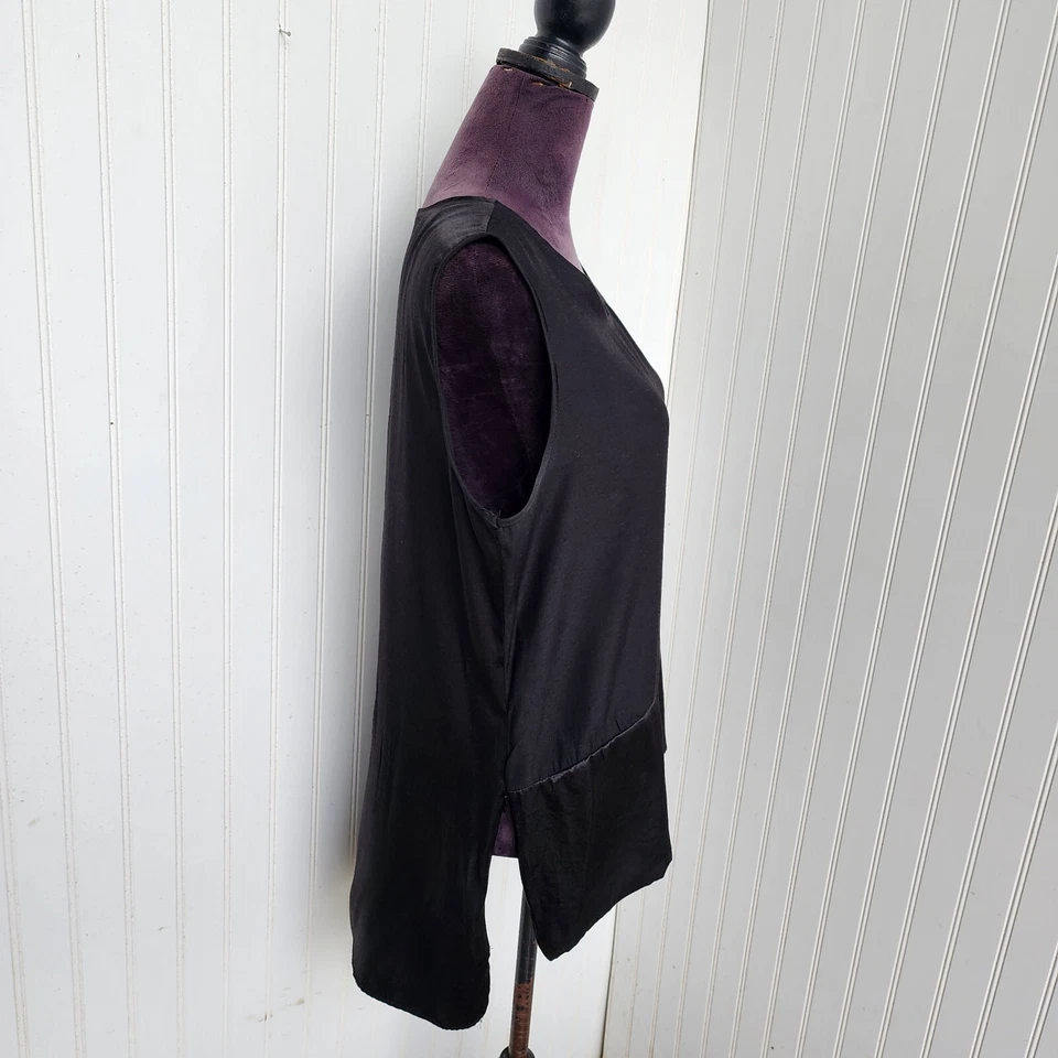 Blusa Kenneth Cole Reaction para mujer negra brillante satinada sin mangas cremallera lateral talla L Foto 4 de 4