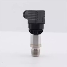 1pcs SIEMENS Liquid Air Water Pressure Transmitter QBE9130-P10U