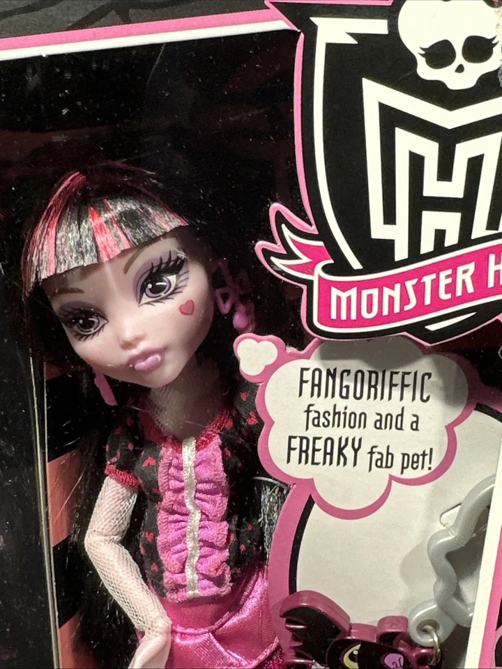 MONSTER HIGH KILLER STYLE DAY AT THE MAUL DRACULAURA DOLL MATTEL - Image 3 of 4