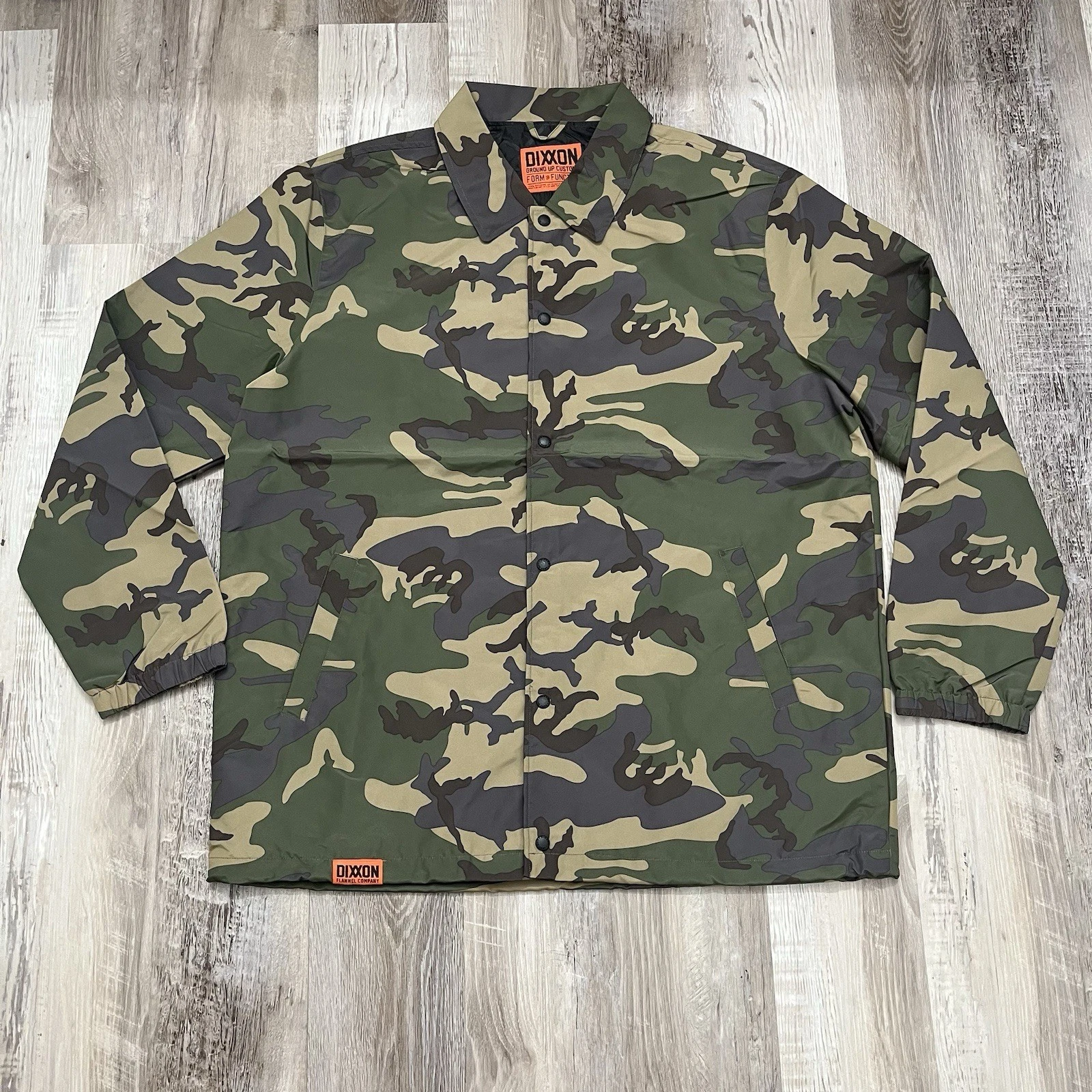 Dixxon Jacket Camo Water Restistant XL Snap Front Hunting Fish Windbreaker NWT
Opens in a new window