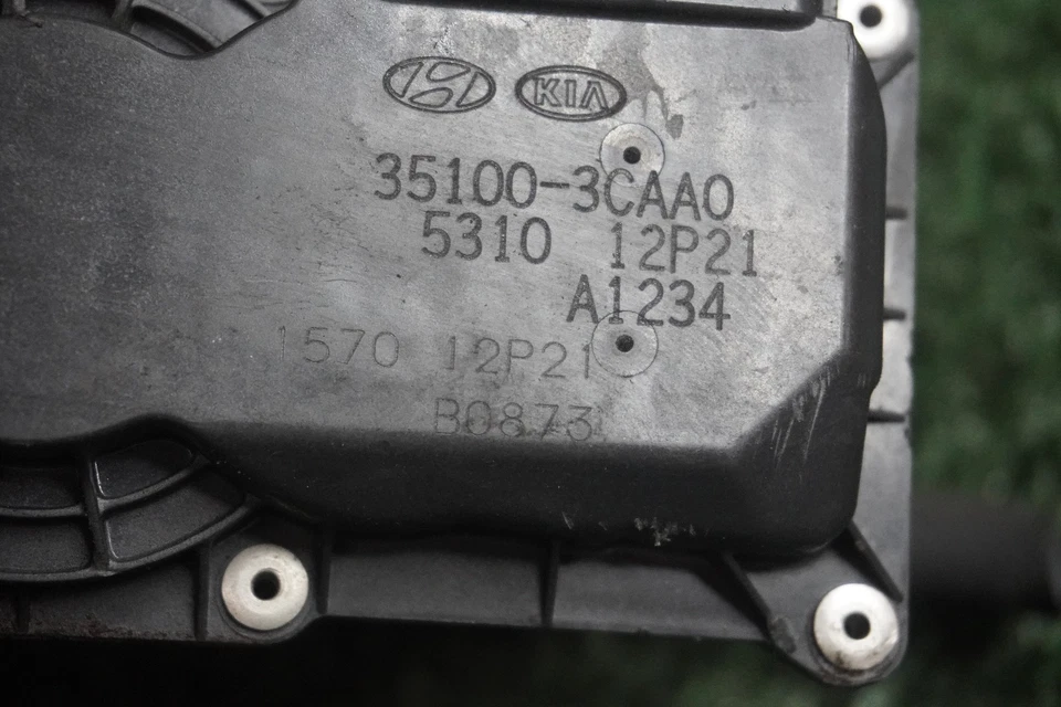 KIA Sorento 2014 2015 motor 3,3 L carrocería del acelerador fabricante original 56 k millas 351003CAA0 Foto 4 de 4