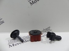 Mercedes CLS W218 W212 W205 W213 204 orig K&uuml;hlerhalter Bef&auml;stigung Halter K&uuml;hler