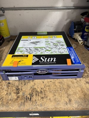 Sun Netra 240 1 x 1.5Ghz  2GB 1 x 146GB SCSI NEW