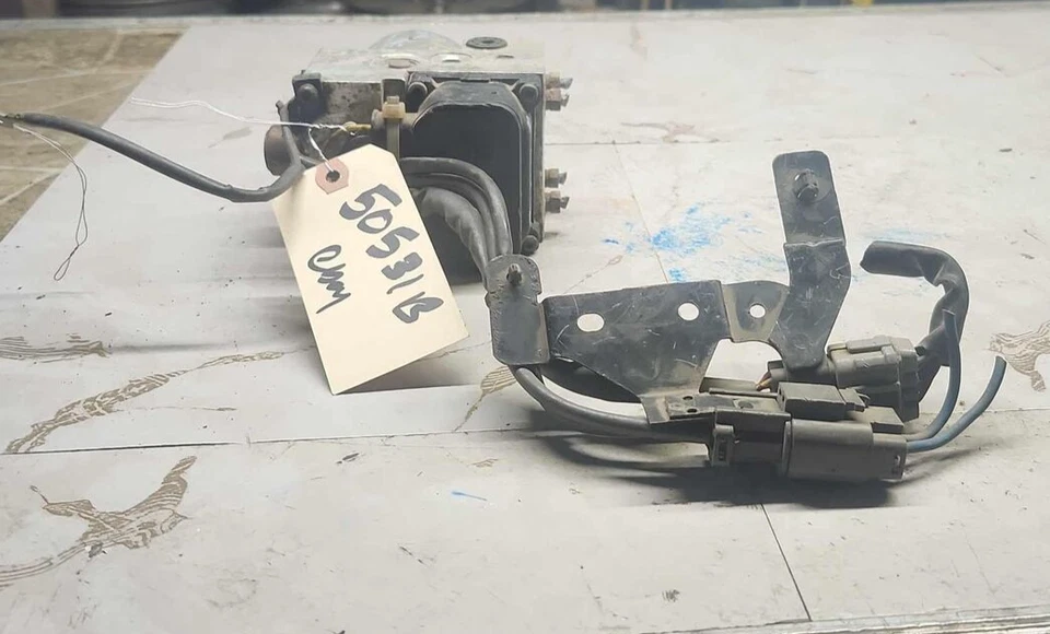 Bomba de freno antibloqueo Infinity I30 Nissan Máxima 1998-1999 unidad abs Foto 3 de 4